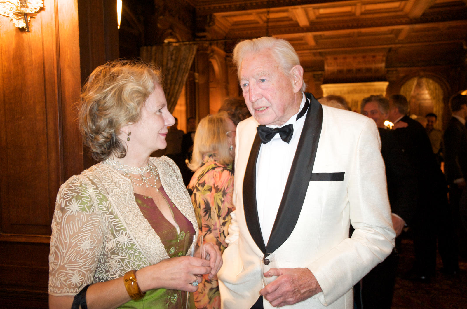 JohnCassonCliveden_0128 (original) JohnCassonCliveden_0128 (original)